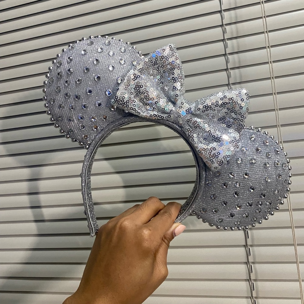 COPY - Silver sparkle Minnie ears